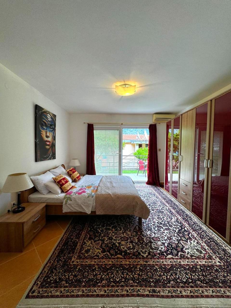 Apartments Andrija Kotor Eksteriør bilde
